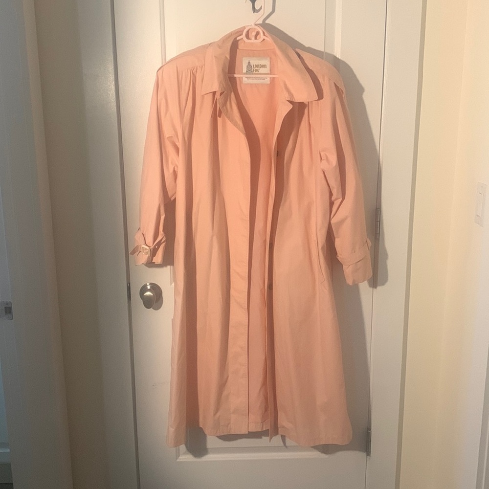 Vintage Pink London Fog trench coat. Excellent condition